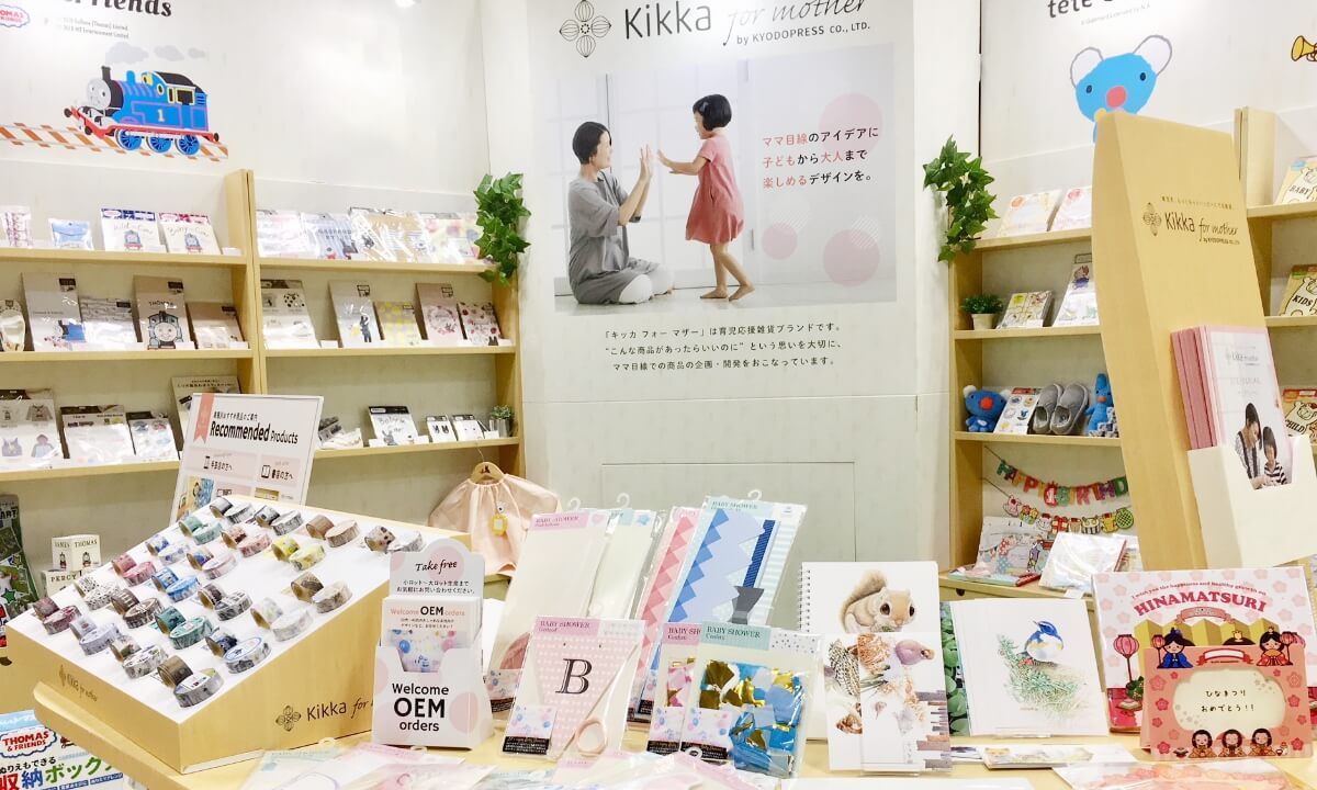 クリエイティブ事業