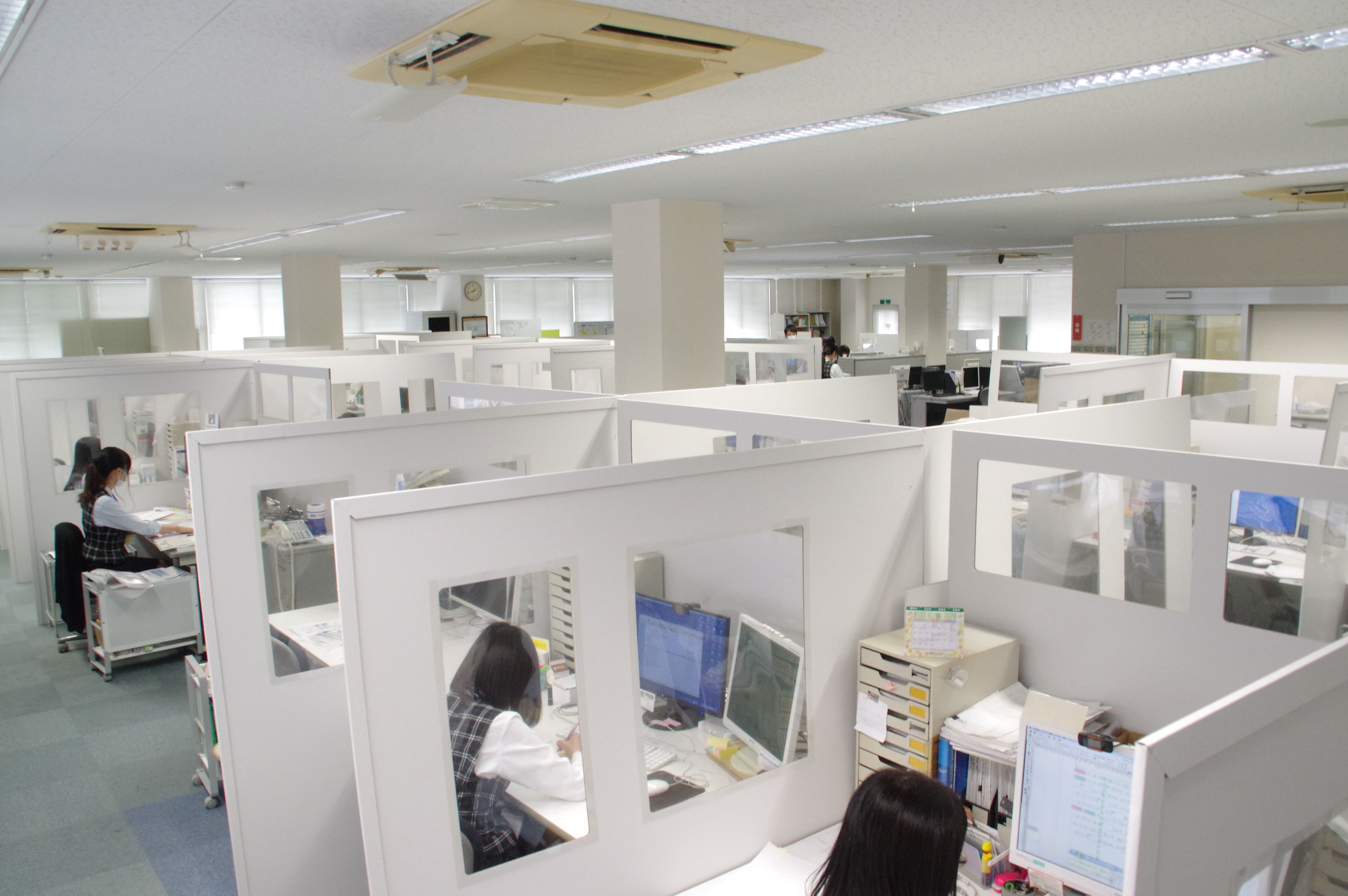 飛沫防止パネル写真