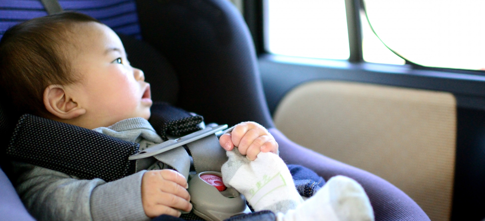 車での移動にチャイルドシートが必要な3つの理由